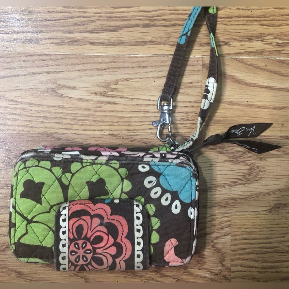 Vera Bradley Retired Brown Pink Green Floral Print Wristlet Wallet - Picture 2 of 6